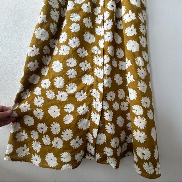 The Korner Floral midi Dress - Picture 6 of 9